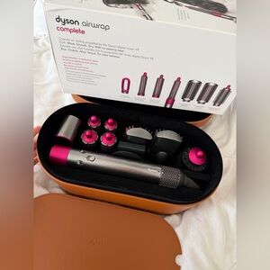 Dyson airwrap Complete